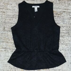 White House Black Market Sleeveless Lace Tank